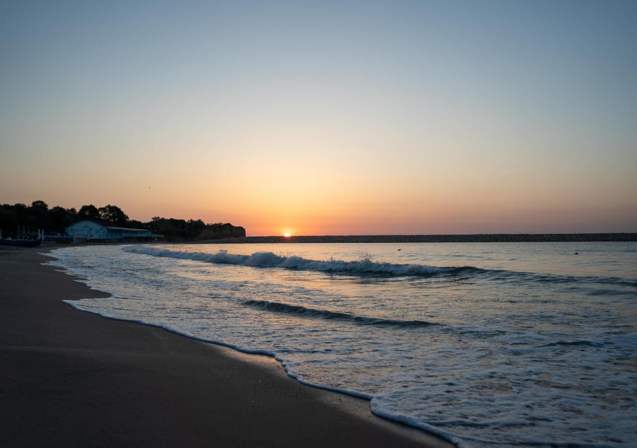 Black Sea View Aparthotel Olimp Bagian luar foto