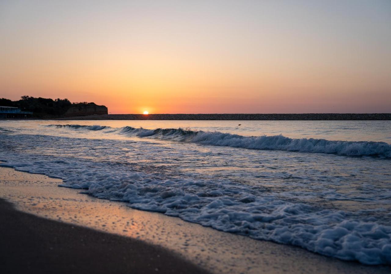 Black Sea View Aparthotel Olimp Bagian luar foto