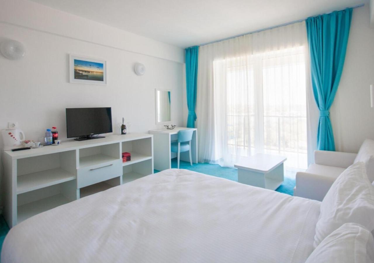 Black Sea View Aparthotel Olimp Bagian luar foto